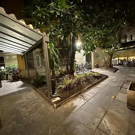 Porta Venezia - San Babila Apartment Milan