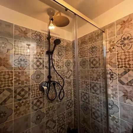 Apartment La Regina Delle Locazioni Ai Navigli Milan