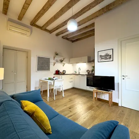 Cosy Navigli 아파트 *