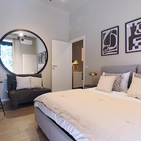 Διαμέρισμα Boutique Design - Subway 300 Meters 15 Mins From Brera