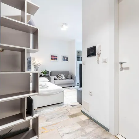 12 Centro Parking Free