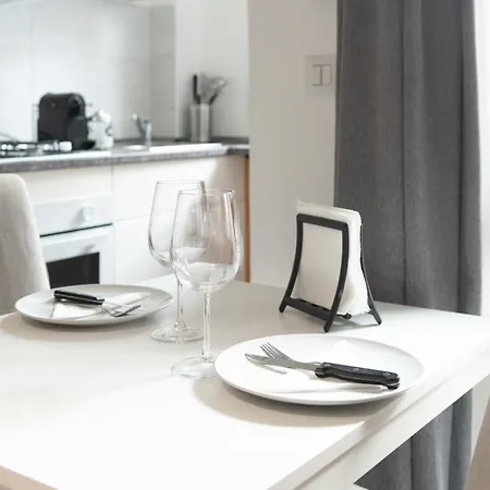 12 Centro Parking Free