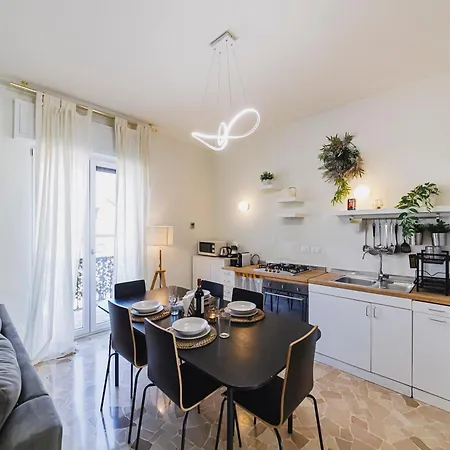 Luminoso In Porta Venezia *