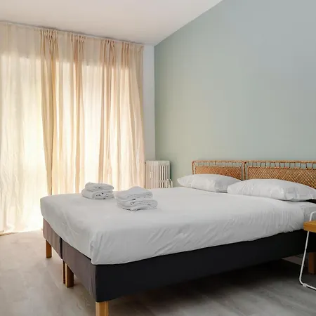 Joivy Charming 2br Flat Near Citylife Apartament *