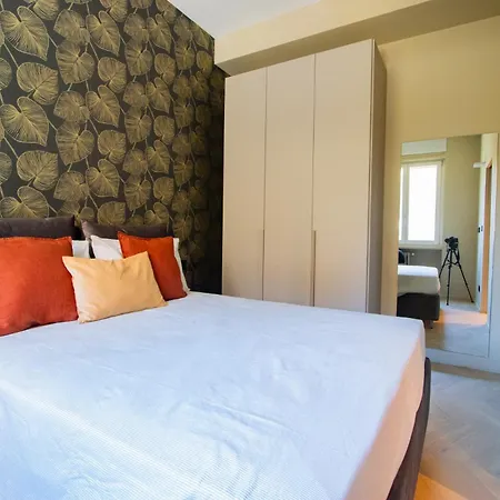 Fashion & Design District- Fancy *