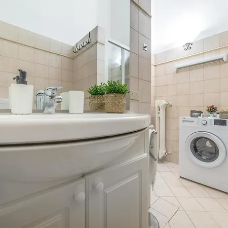 Ausonio 14 Appartement