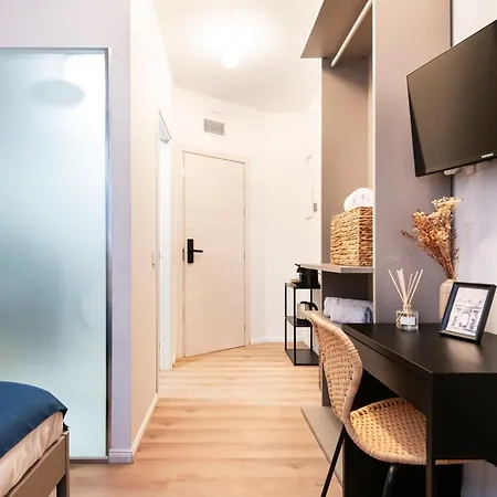 Hotel Easylife - Fl In Milán