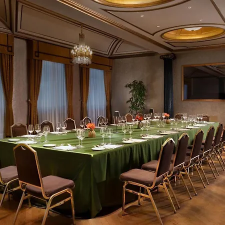 Otel The Westin Palace, Milano
