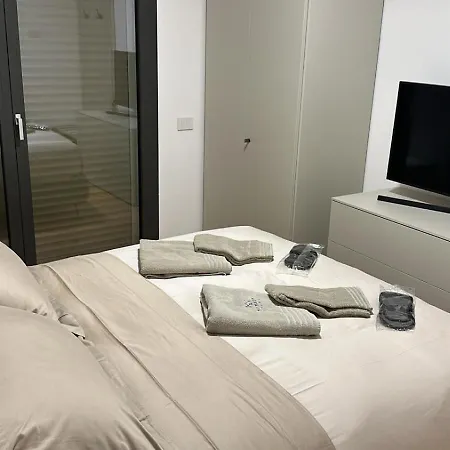 Apartment Number House - Number 20