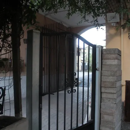 Apartament Corte Dei Pavoni 10 Minuti Da Stadio San Siro E Fiera Pet Friendly