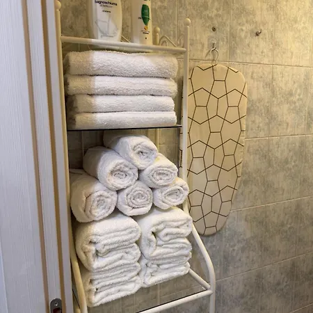Apartment Spacious 3br Flat Bignami