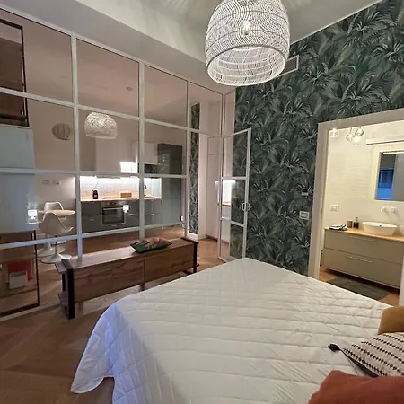 Comfort Chic - Station *