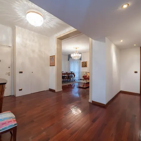 Apartment I Host - Cuoco 8