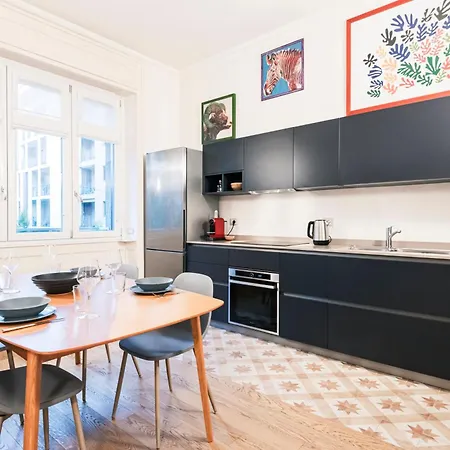 Easylife - - Ampere 63 - Citta Studi Milánó