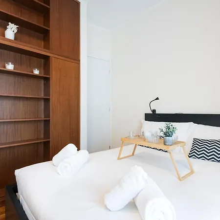 Easylife - Pearl With Balcony On Ticinese District