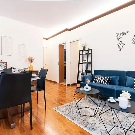 Easylife - - Dellachiusa 8 - Porta Ticinese * Milano