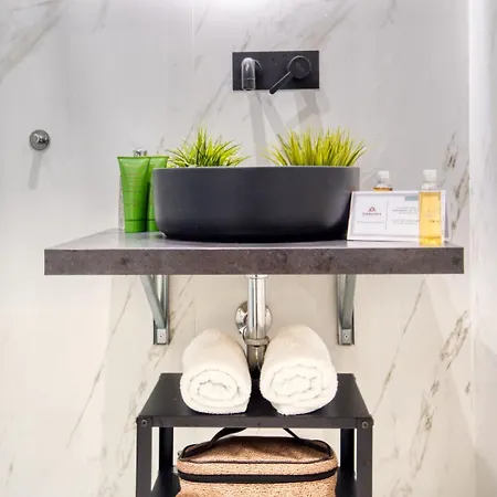 Caseospitali - Alexandra, Romantico Bilocale Di Design In Zona Bosco Verticale, Rinnovato E Accessoriato Apartment