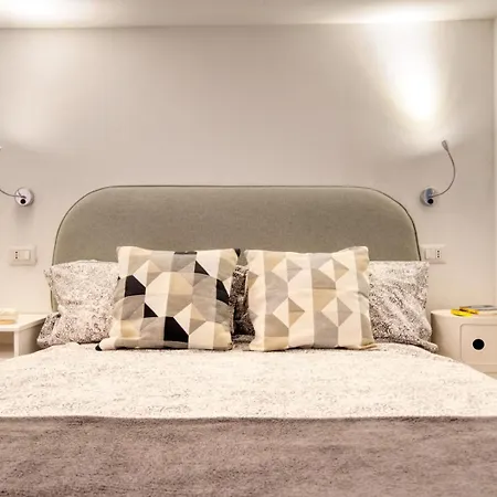 Caseospitali - Alexandra, Romantico Bilocale Di Design In Zona Bosco Verticale, Rinnovato E Accessoriato *
