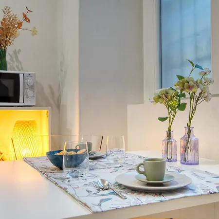 Caseospitali - Alexandra, Romantico Bilocale Di Design In Zona Bosco Verticale, Rinnovato E Accessoriato Apartment *