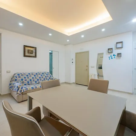 Apartment I Host - Della Torre 9 *