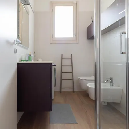 Spacious & Stylish 1-bedroom With Terrace *