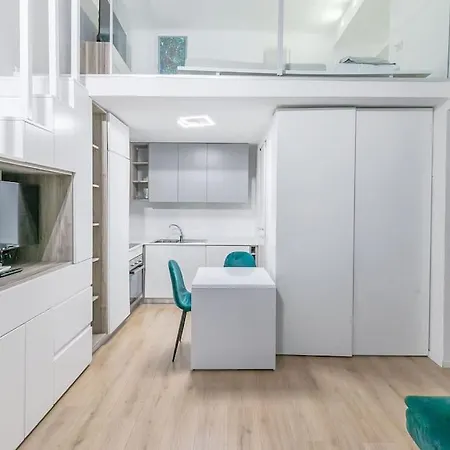 Elegante Pied-a-terre Stile & Comodita A *