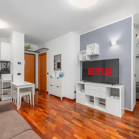 Apartmán Free Private Parking - 5min To Metro - Balcony - Quiet Milán