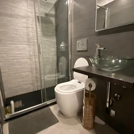 Elegant Appartament Apartman Milánó