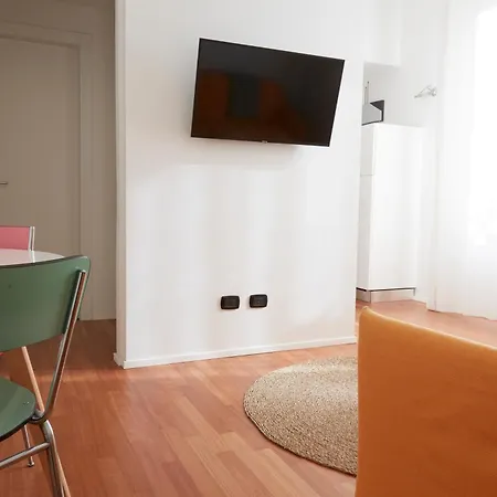 Brera - Apartment Milan