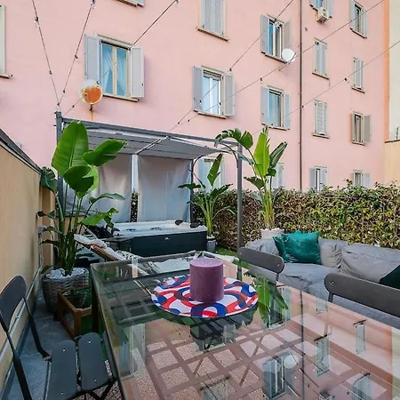 Villa Duomo - Jacuzzi E Terrazzo - Cinema - Free Parking - Gym
