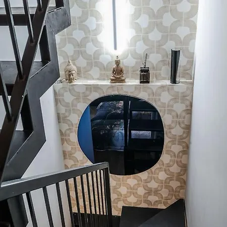 Вилла Duomo - Jacuzzi E Terrazzo - Cinema - Free Parking - Gym *