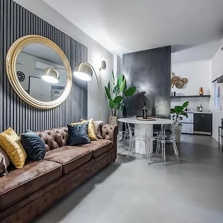 Вилла Duomo - Jacuzzi E Terrazzo - Cinema - Free Parking - Gym *