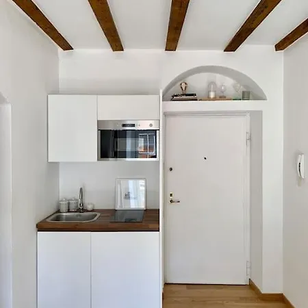 Cute - Center * Milan