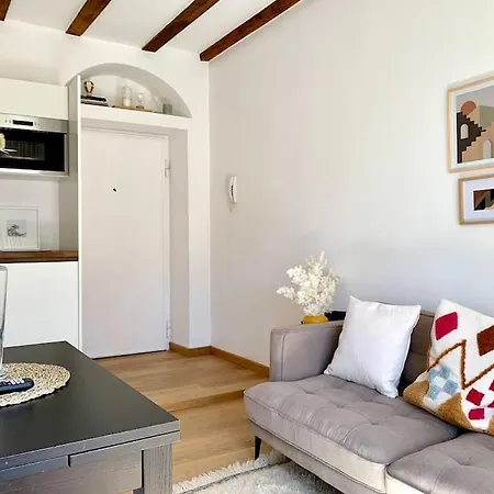 Cute - Center * Milan