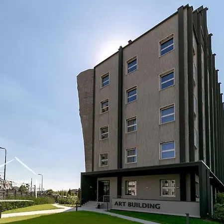 Open Space - Garden & Jacuzzi *