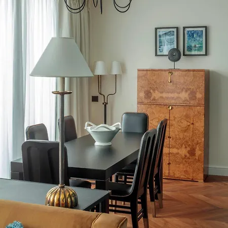 Rocco House Via Manzoni Apartment