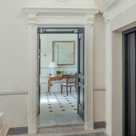 Apartment Rocco House Via Manzoni Milan