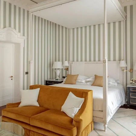 Rocco House Via Manzoni *