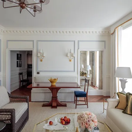 Apartment Rocco House Via Manzoni Milan