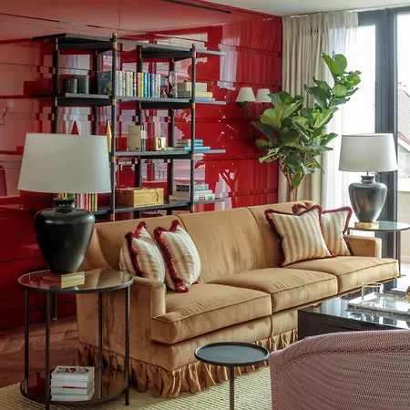 Rocco House Via Manzoni * Milan