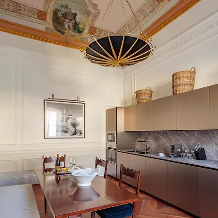 Rocco House Via Manzoni Apartment *