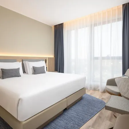 Courtyard By Marriott Linate Milánó