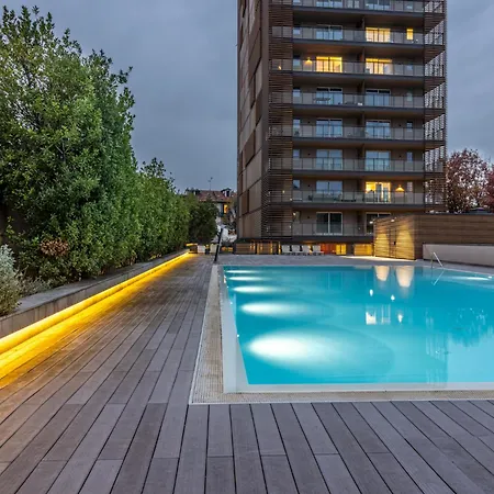 Cozy - Parking - Pool - Sauna - Gym -spa Apartmán