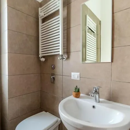 Station-duomo - 3 Bedrooms With Jacuzzi Milán