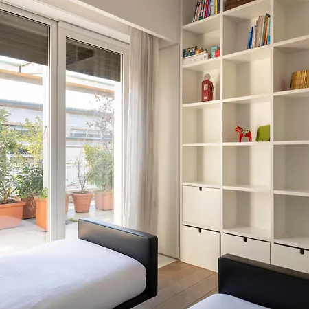Design With Terrace, Modern And Stylish, 3 Bedrooms, 6 Guests Апартаменты *