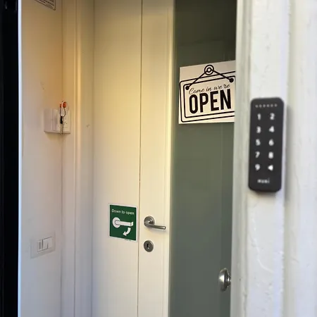 Lejlighed La Vecchia Milano-les Nubles Vannucci - Il Ballatoio E Il Cortile *