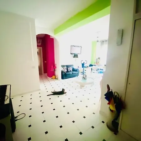 Privat bolig Pop Art Room Bnb 10 Min From Duomo Milano