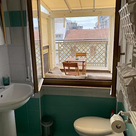 Monolocale Con Ampio Terrazzo Διαμέρισμα