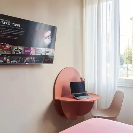 Holiday home Giulio's Hideaway - Close To Station Milan