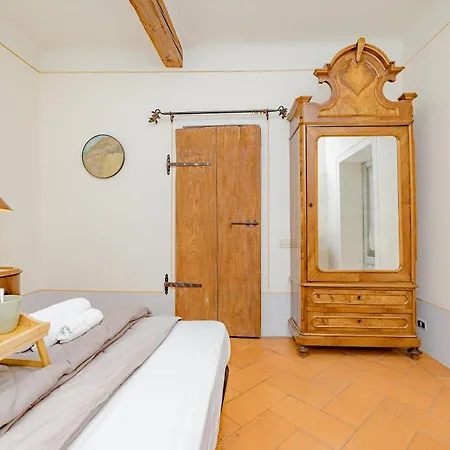 Luxury Naviglio House - 10 Min Cathedral